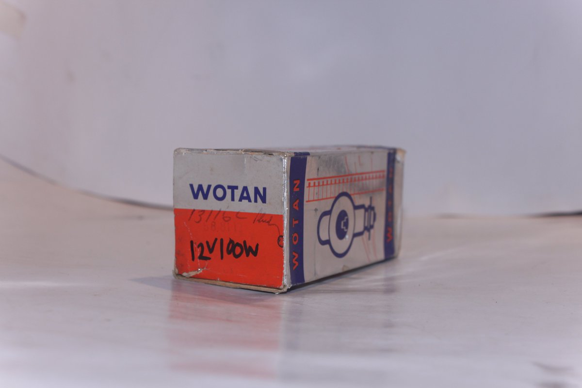 FILMICOltd's tweet image. Time to upgrade your projector? We&apos;ve got the perfect lamp to keep your setup shining bright! 🔦🎬 #ProjectorLamps 
#CrystalClearView