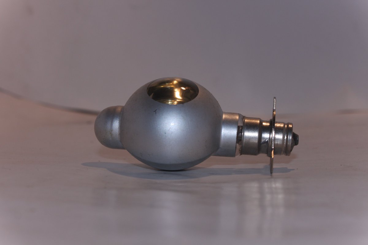 FILMICOltd's tweet image. Time to upgrade your projector? We&apos;ve got the perfect lamp to keep your setup shining bright! 🔦🎬 #ProjectorLamps 
#CrystalClearView