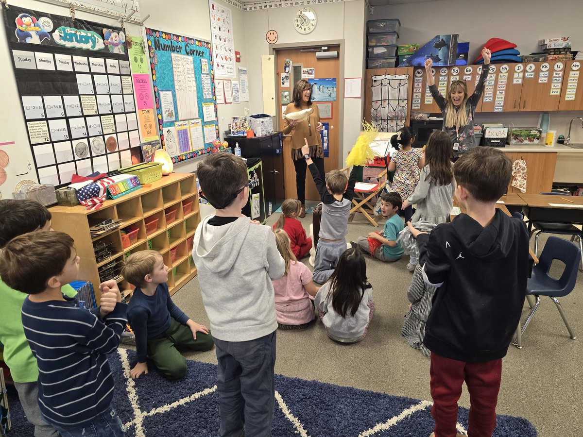 Ms_Waltmon tweet media