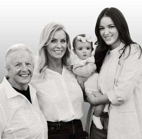 ForeplayCopy's tweet image. Four generations of strength, love, and legacy. 🌸 A photo like this holds stories of resilience, laughter, and everything in between. Feeling grateful for the women who paved the way and those who carry the torch forward.