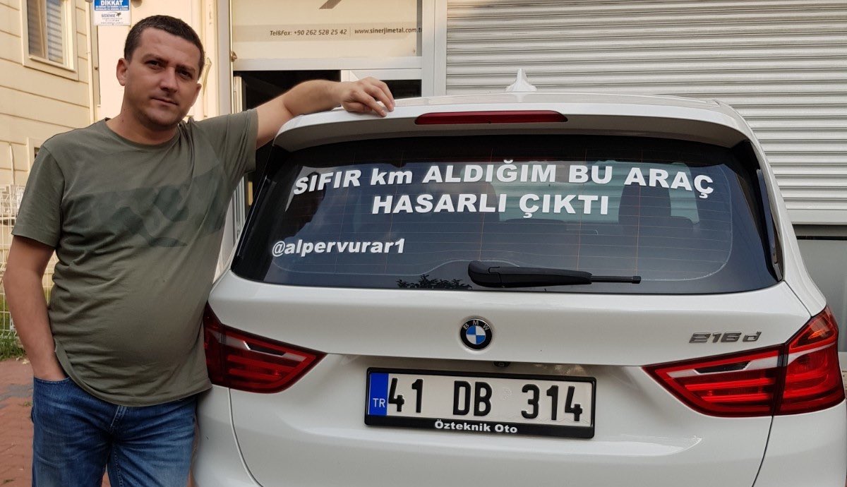 ‘Sıfır araç alayım başım ağrımasın’ diyorsunuz. Sonra BMW için Borusan’ın kapısını çalıyorsunuz. Binlerce TL ödeyip aracı alıyorsunuz. 

Bir süre sonra satmak istiyorsunuz ve karşı taraf ekspertiz yaptırıyor. 

Sonuç 👇

Sıfır km olarak aldığınız aracın tamponu boyalı. Direksiyon