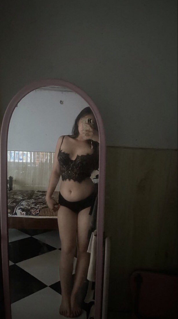 vanha69x's tweet photo. Tìm cu 14cm trở lên cho địt free https://t.co/oEjOuRCpAT