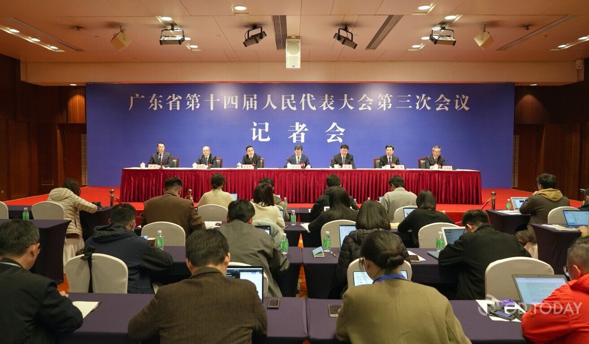 thisisGBA's tweet photo. #2025GDTwoSessions | The third session of the 14th #Guangdong Provincial People's Congress is being held in Guangzhou from January 15 to January 18.

During the meeting, the second press conference, themed on #rural revitalization, was held on January 17. When answering GDToday's question, #Zhongshan's Mayor Xiao Zhanxin indicated that Zhongshan has held a series of music festivals, art festivals, concerts, and sports events, especially as more people come to Zhongshan after the launch of the Shenzhen-Zhongshan Link.

https://t.co/i0tM8FsogG
