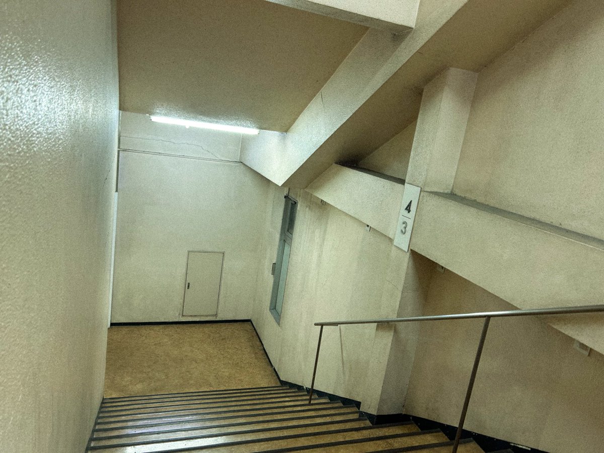 liminalwatchjp's tweet image. japanese real liminal spaces

#liminalspaces #liminalspace #liminalcore #weirdcore #dreamcore #backrooms #creepy