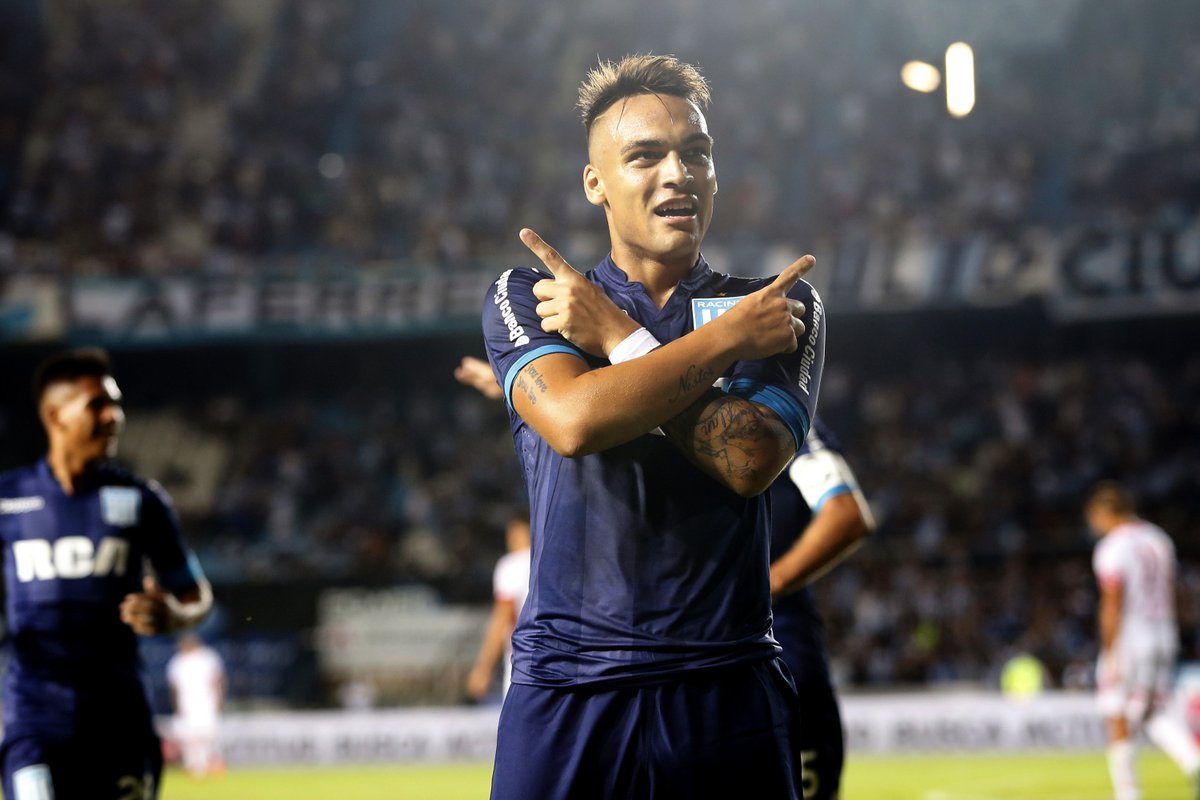 BolavipAr's tweet photo. POV: es domingo en 2018, prendés la TV y sintonizás a la mejor liga de Sudamérica 🤯🇦🇷 https://t.co/zKs86oRbPO