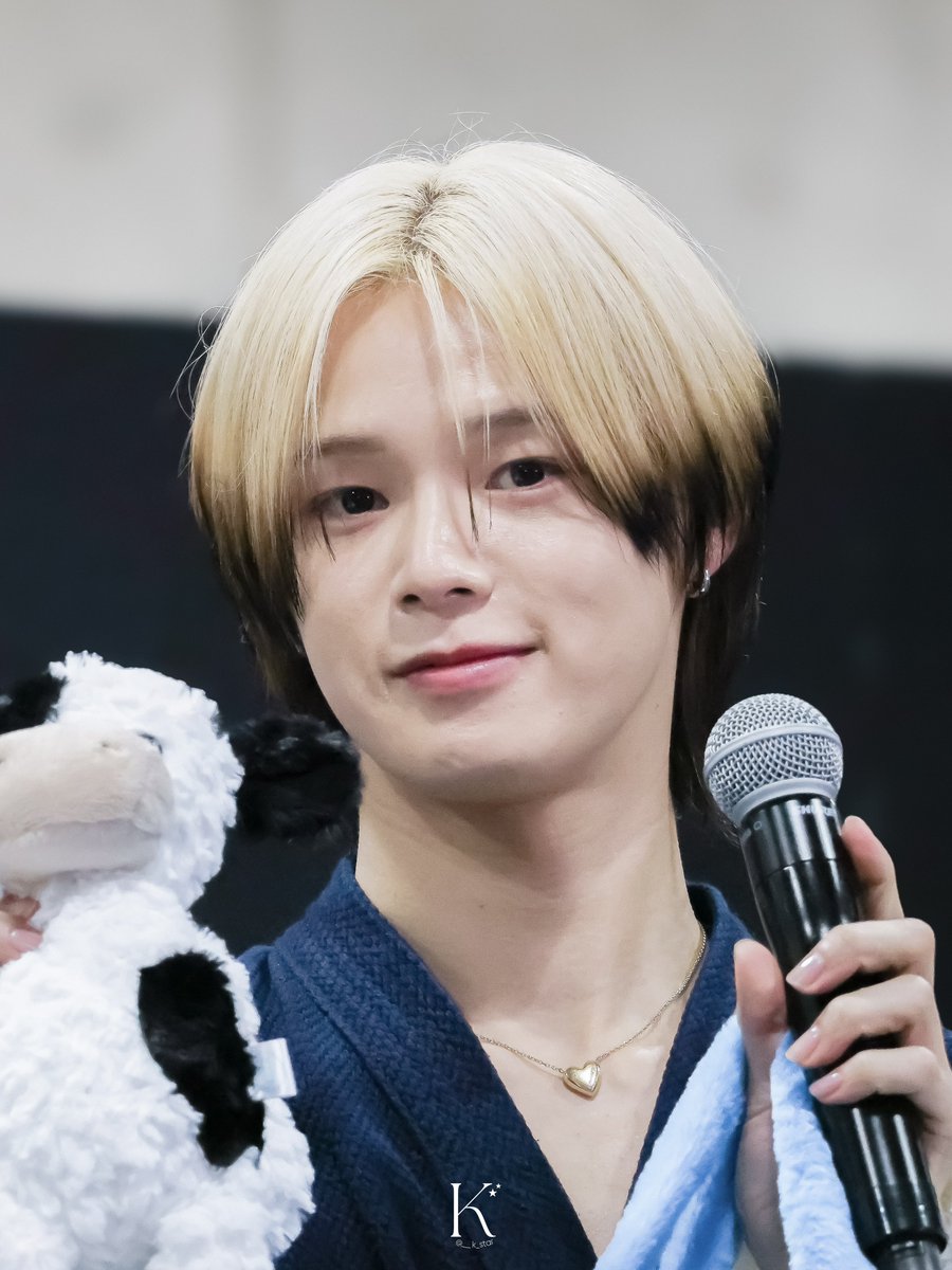 ___k_star's tweet photo. 250104 &amp;TEAM 雪明かり
プレミアムサイン会 プレサ 京都

🐮🩵

#andTEAM #앤팀 #K #ケイ #케이
#andTEAM_K https://t.co/czbbbp9pRK