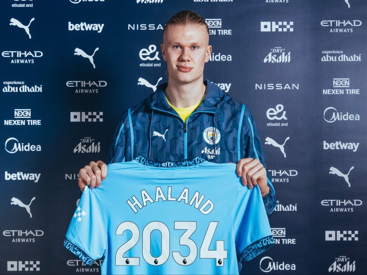 goleada_info's tweet photo. Erling Haaland simplesmente renovou seu contrato com o Manchester City até 2034 (!)

Quando seu contrato expirar, o norueguês terá 34 anos. É praticamente sua carreira inteira em alto nível! 

📸 Manchester City