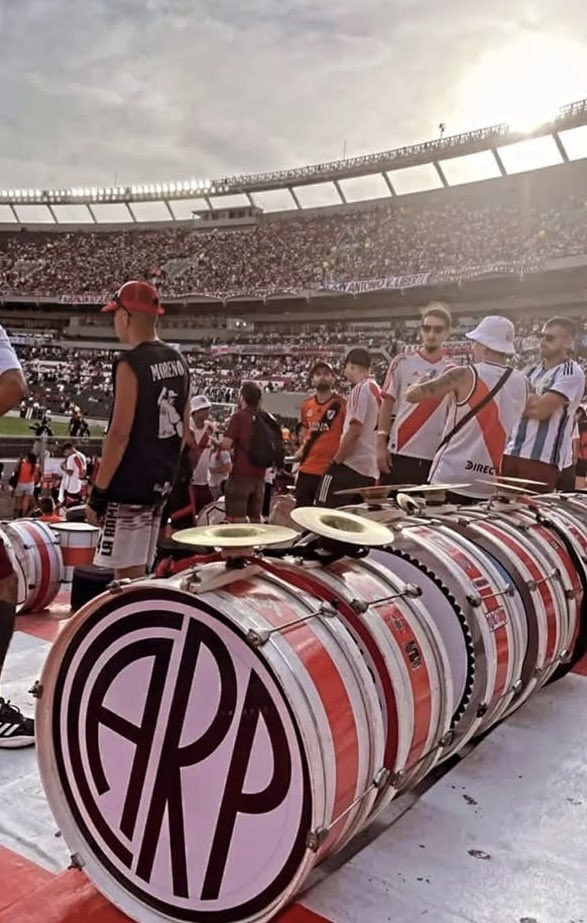 ultras1899_'s tweet photo. #Bombos de "LOS BORRACHOS DEL TABLÓN" #RiverPlate #CARP #losborrachosdeltablon14 https://t.co/Pzqx3ufOyX