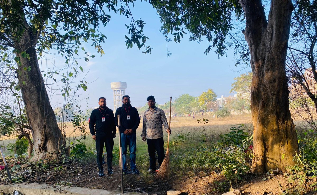 pgbbankofficial's tweet photo. Cleanliness drive under Swachhata Pakhwada 2025. https://t.co/UNL6sgiYTa