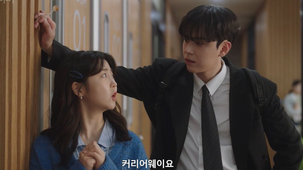 7imdohoong's tweet photo. 아무생각없이신나게출근햇다가도 누가(김혜진) 강지윤 괴롭혓단거알고 개심각해진 연하남 진짜어카지... 🤩🤩🤩🤩🤩🤩🤩🤩 https://t.co/8IES56hmUm