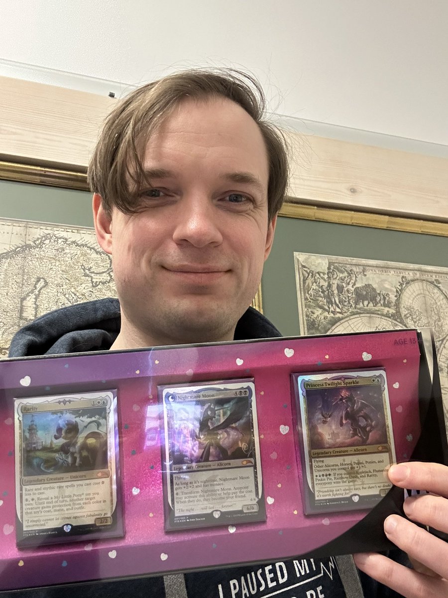 A bit exhausted from competitive Magic, so I decided to start building my first multiplayer commander

Princess Twilight Sparkle 💖