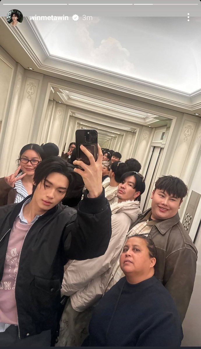 syallabear's tweet photo. Milan team😍

WIN MFWFW25 IS CALLING 
#PRADAFW25xWin 
#winmetawin https://t.co/DN9MSuxigm