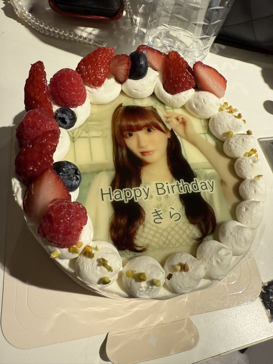 rei_1025_48's tweet photo. 今日はきらちゃんの生誕祭に出演させていただきました〜！！お祝いできて嬉しかった🥳

特典会も沢山ありがとうございました！懐かしい方沢山だったなぁ♡

きらちゃん改めてお誕生日おめでとう🎶 https://t.co/JIBMN7Zg8K