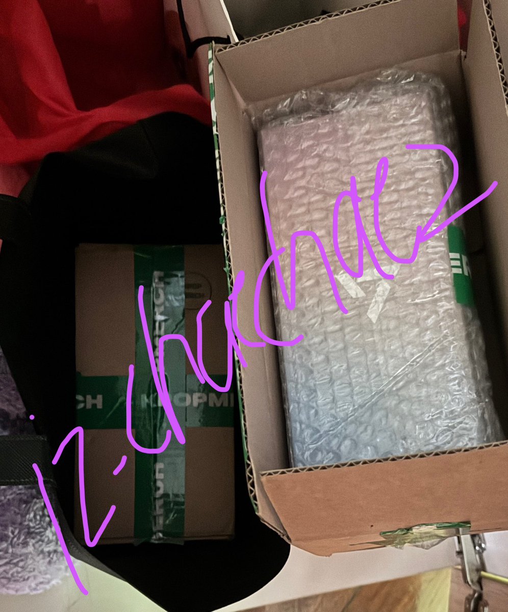 iz_chaechaez's tweet photo. WTS / LFB

BRAND NEW AND SEALED 
SEVENTEEN Lightstick Caratbong Ver. 3
From KPOPMERCH

2 PCS. AVAILABLE

PHP 2,800 EACH
2,700 EACH IF WILL GET BOTH 

Can meetup tom at PH Arena 
Onhand
Can ship agad 

DM to avail!

Loc: Bulacan

#SEVENTEEN_RIGHT_HERE_IN_BULACAN 

svt ph https://t.co/dYoTpz5k61