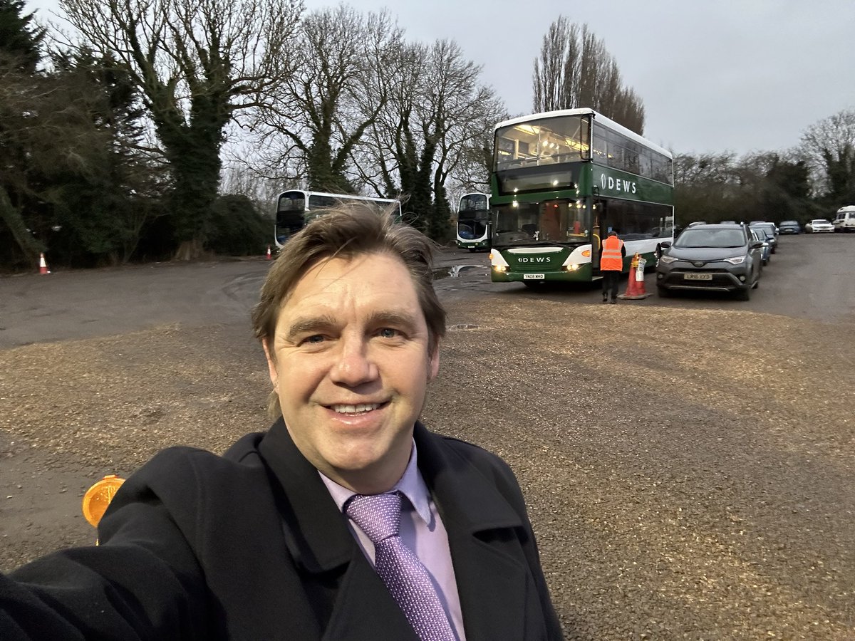 NikJohnsonCA's tweet photo. Labour Government prioritizing investment in the bus network
With Labour Mayors
@DewsCoaches - go above and beyond
delighted to visit Somersham depot
- £1 fares with #TigerCard
- support for £2 Fare Cap for all
- demand response transport areas
- increasing ridership https://t.co/UPiU6N39nQ