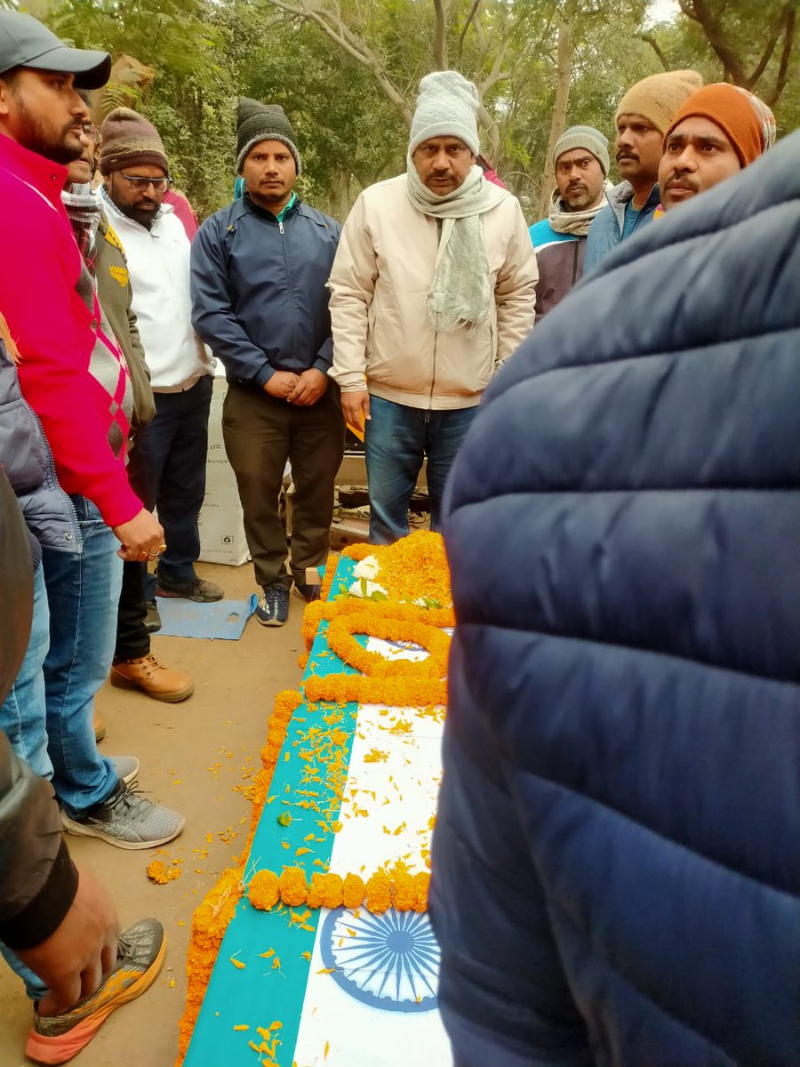 <a href="/RktaIndia579/">RKTA INDIA</a> <a href="/RailMinIndia/">Ministry of Railways</a> <a href="/AshwiniVaishnaw/">Ashwini Vaishnaw</a> <a href="/IR_CRB/">RB CRB</a> <a href="/GM_ECRly/">GM/ECR</a>  <a href="/drmdhnecr/">DHANBAD DIVISION</a> <a href="/BMSkendra/">Bharatiya Mazdoor Sangh</a> <a href="/brmsunion/">BRMS</a>
<a href="/Railwhispers/">RAILWHISPERS</a>
Today again of our trackman Abhishek Kumar of Gang No 4 working under Daltonganj under Dhanbad Division in ECR run over and dead by 19413 at 3:15 (reversible line).