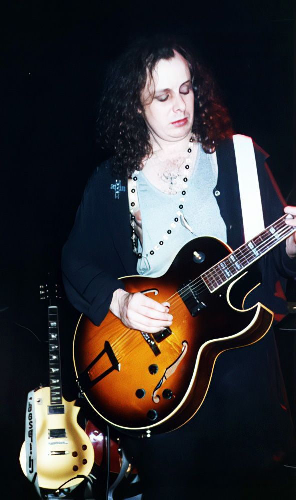 TheCureForever_'s tweet photo. Pearl Thompson shining at The Cure's secret show on Jan 17, 1991, at the T&amp;C Club. A night of rare magic as they performed as 'Five Imaginary Boys.' 🎸✨

#TheCure #PearlThompson #SecretShow #1991 #FiveImaginaryBoys #PostPunk #MusicLegends https://t.co/xrNZuALxe4