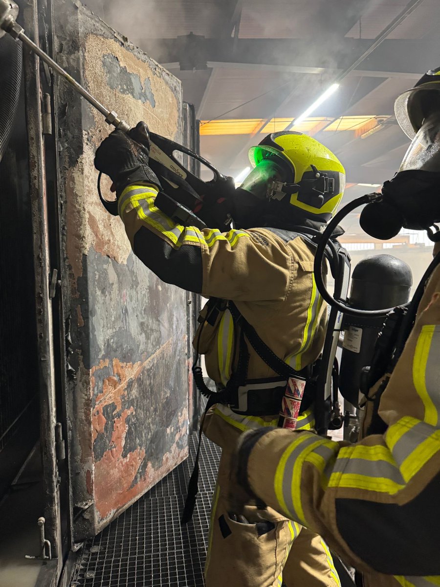 vrhbas's tweet image. Team de afgelopen weken 4x ingezet. Ventilatie, stoplijnen, rietkap en een gecompliceerde brand in een afzuiginstallatie #aansluitenensamenwerken