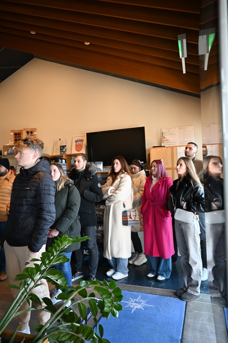 🎓⚓ Maritime Faculty students visiting ACI Marina Pomer!
Today, we had honor of hosting students from Maritime Faculty who brought their energy, knowledge, and passion for sea to us. 🌊

Thank you all for an inspiring visit, and we hope to see you soon on waves! 🛥️💙