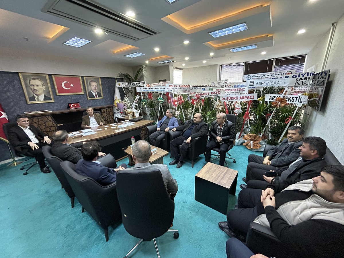 AK Parti Serinhisar İlçe Başkanımız Sayın Halil Keyik ve ilçe yönetim kurulu üyelerimiz, AK Parti Denizli İl Başkanımız Sayın Muhammet Subaşıoğlu’nu ziyaret etti. 

Ziyaretlerinden dolayı kendilerine teşekkür ediyoruz.