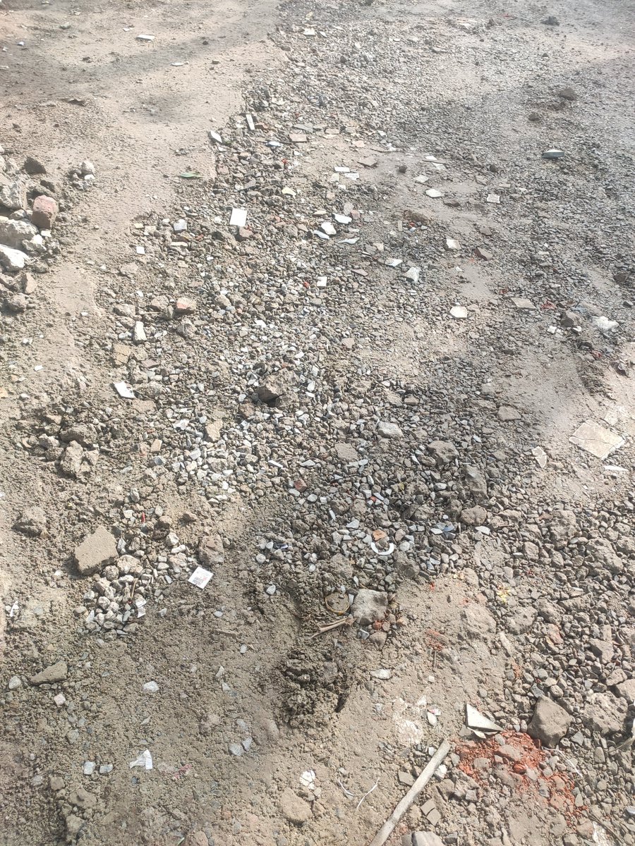 Rva5616's tweet photo. @CMODelhi @MLA_NareshYadav Street road in MIG Katwaria Sarai has been dug up since Nov. Road unfit for movement of vehicles and pedestrians. Please help to get road repairs and construction completed URGENTLY. https://t.co/h4qHqaRiBm