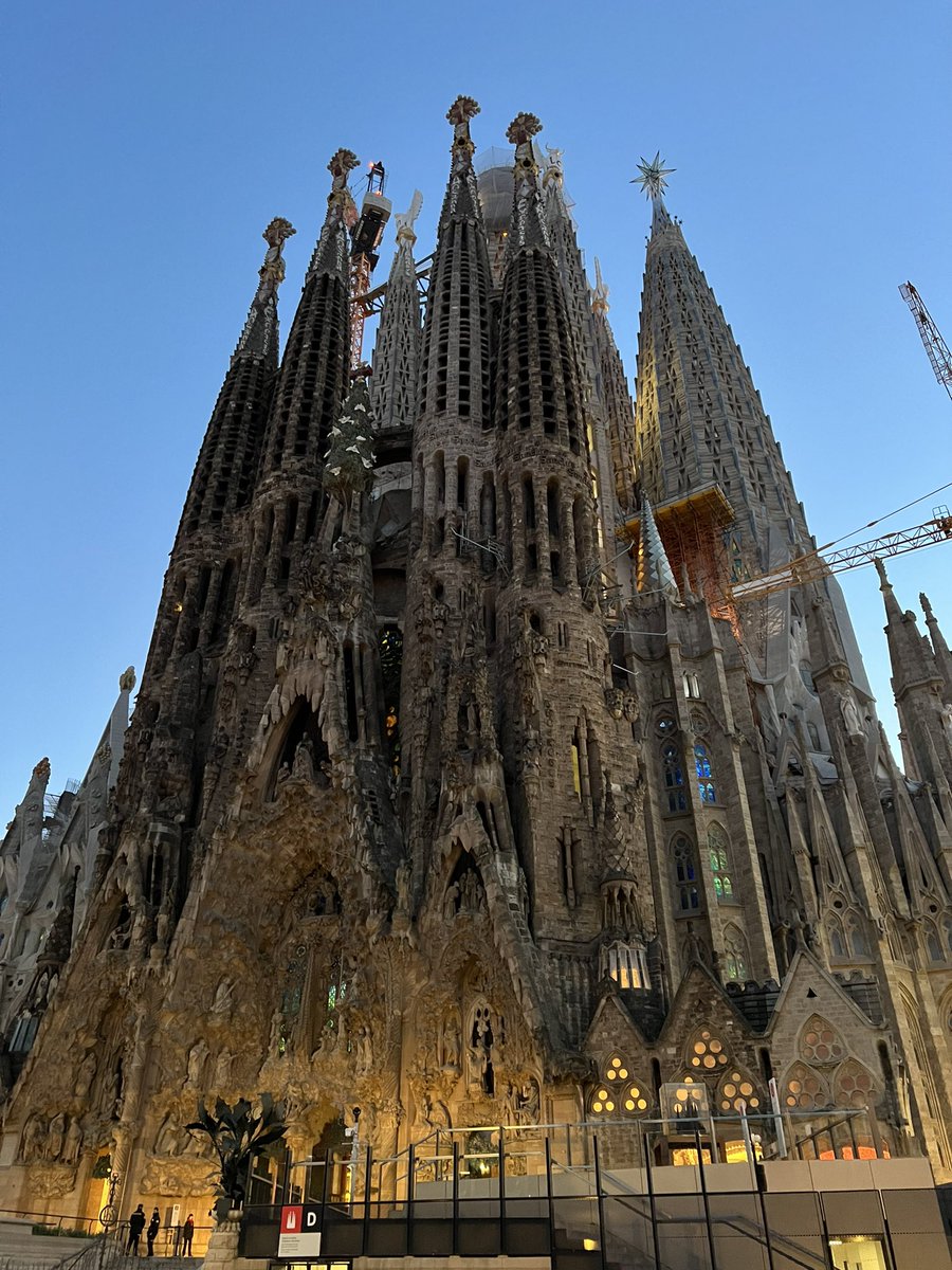 SAGRADA FAMILIA… Barcelona 📍🇪🇸