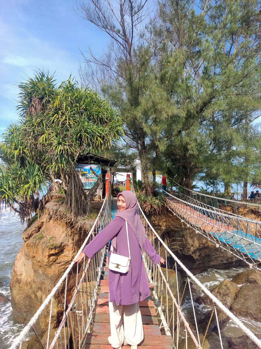 Ifasembiring's tweet photo. 25 otw 26 - sendiri - tidak ada yg menamatkan anak ini - lanjut Genshin lagi https://t.co/qQsbSWgYHI
