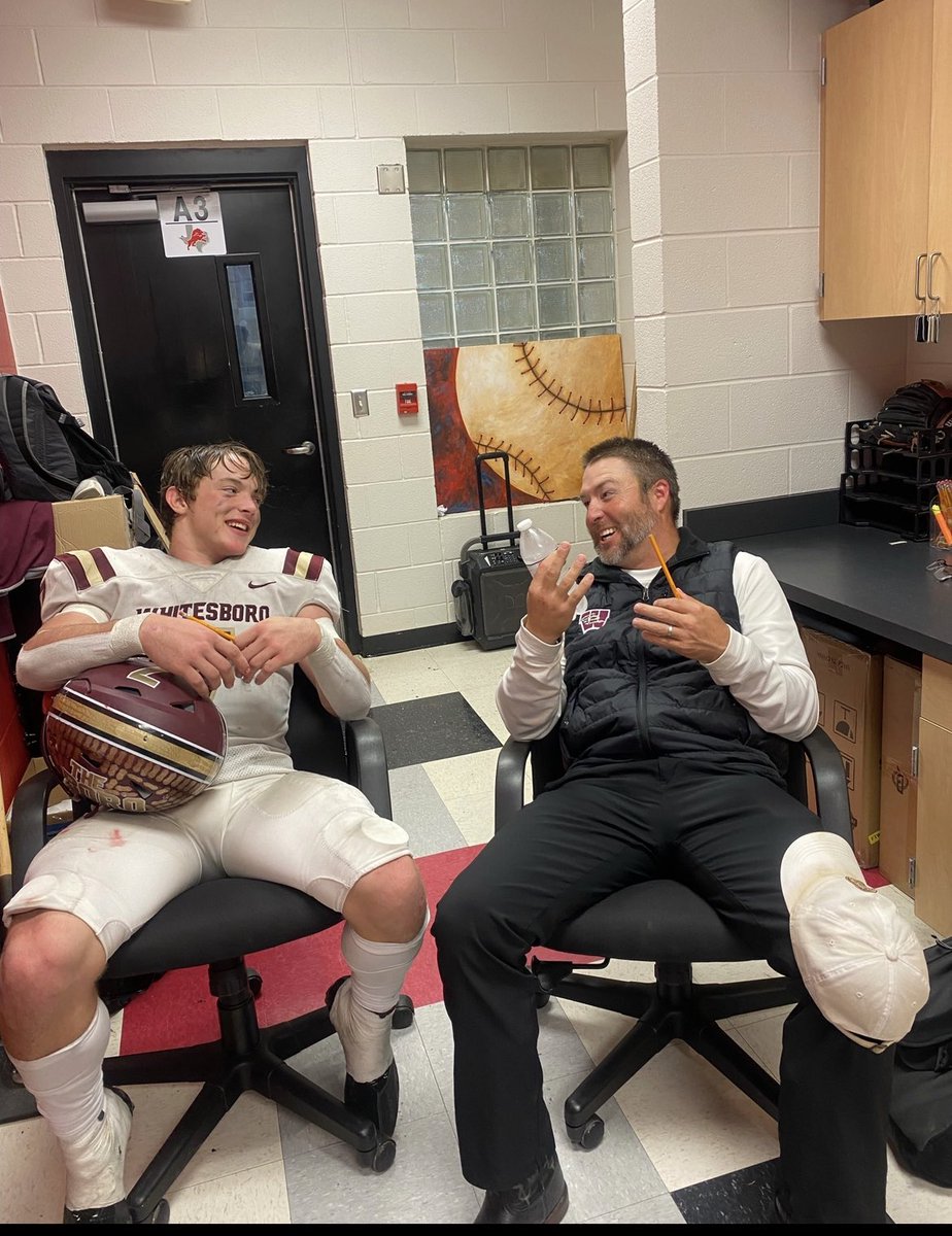 Couldn’t ask for a better start to a Friday Morning. Poor Boys Breakfast and fellowship with good friends and 2 of my all time favorite <a href="/BoroTuffFB/">Whitesboro Bearcat Football</a> kids!!! Don Keene Jared Messer Bailey Nelson Josh Hammock *Chief Scott Jayce Sanders <a href="/GartinSterling/">Sterling Gartin</a> 
#blessed 
#BOROTUFF