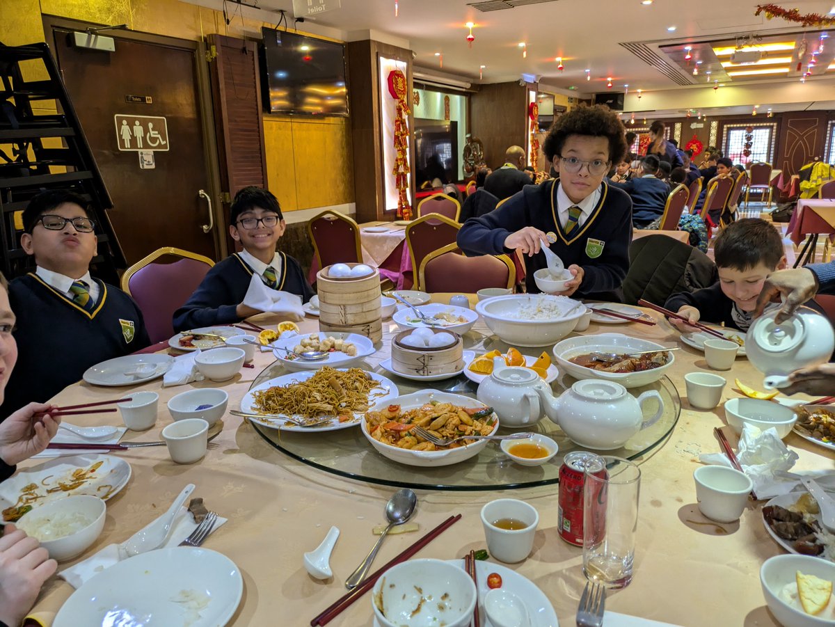 HFChinese tweet media