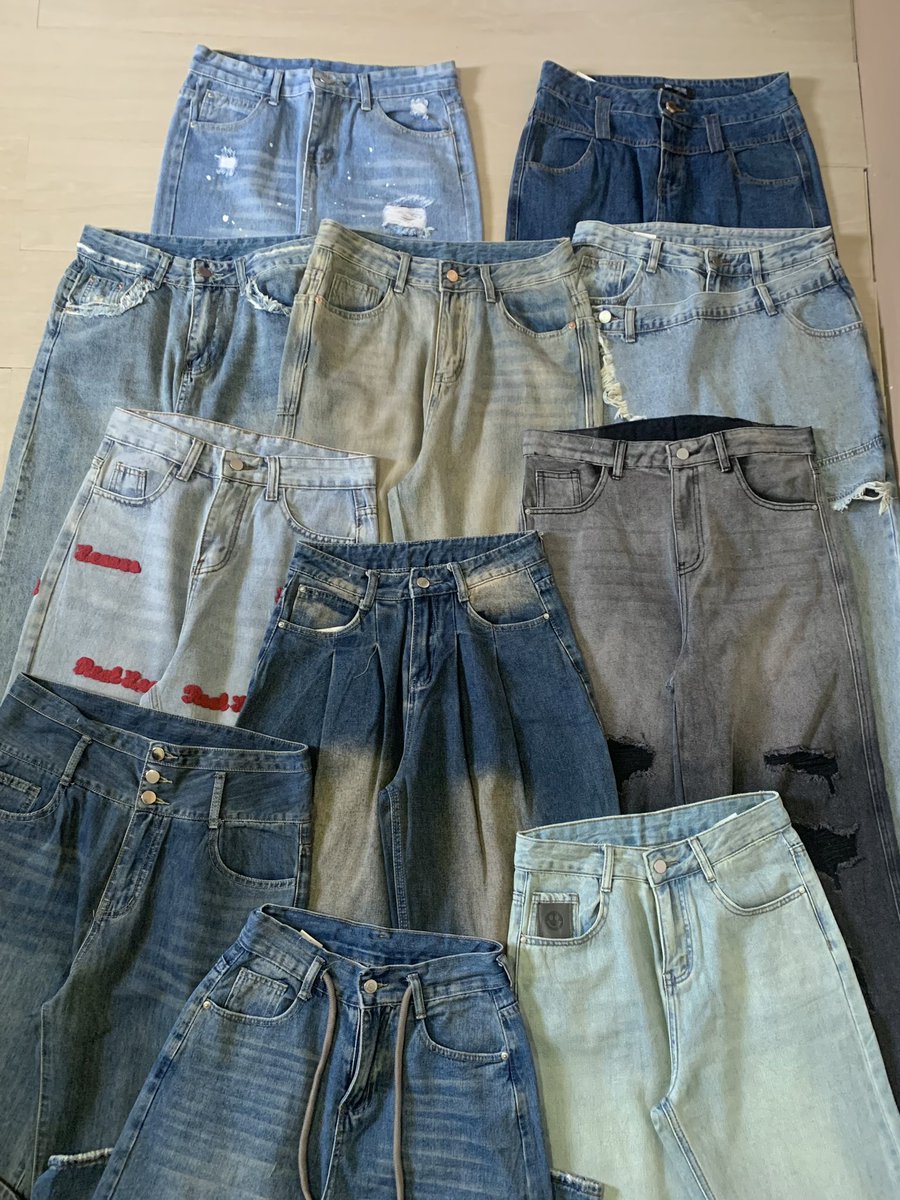 jeans22shop2's tweet photo. 🖤รอบใหม่มาแล้ว ♥️ รี/ปัก ลด 5.-
คนปักลงเสร็จมาแท็กเรียก

ลงคืนนี้ เวลา 20.00น. ♡ ศุกร์ 17 ม.ค.

กระบอกใหญ่สีสวยๆ ขายาวๆ

📮35/+10

#ส่งต่อเสื้อผ้า #ส่งต่อเสื้อผ้ามือสอง #เสื้อผ้ามือสอง #เสื้อผ้ามือสองราคาถูก #โล๊ะตู้เสื้อผ้า #กางเกงยีนส์ #ส่งต่อเสื้อผ้ามือสองราคาถูก #ส่งต่อ https://t.co/knz4e9x3Xc