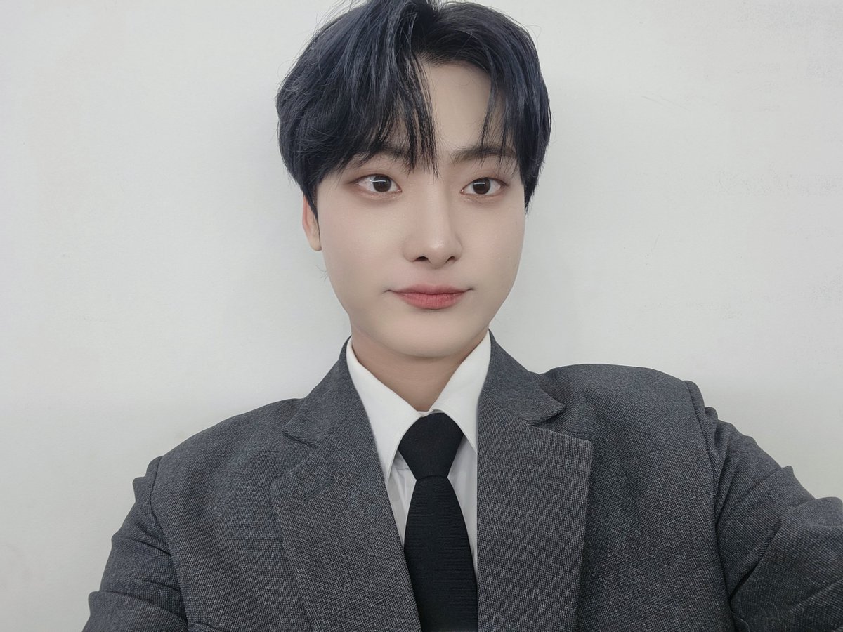 Pattern_Haemin's tweet image. 안녕 페어링 🖐️🖐️
다들 뭐하고 있었어?!