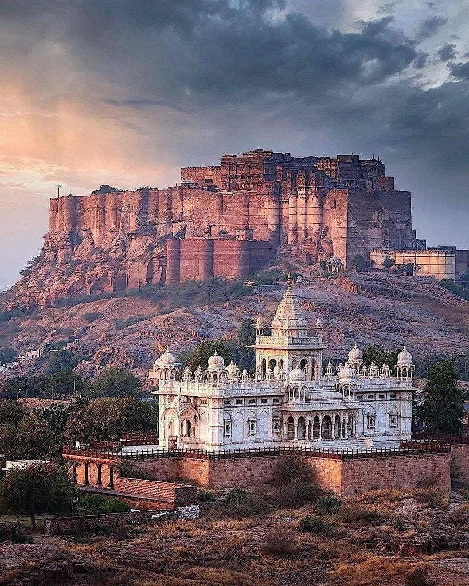 IndostanY's tweet photo. Mehrangarh Fort https://t.co/8hIWobDURE