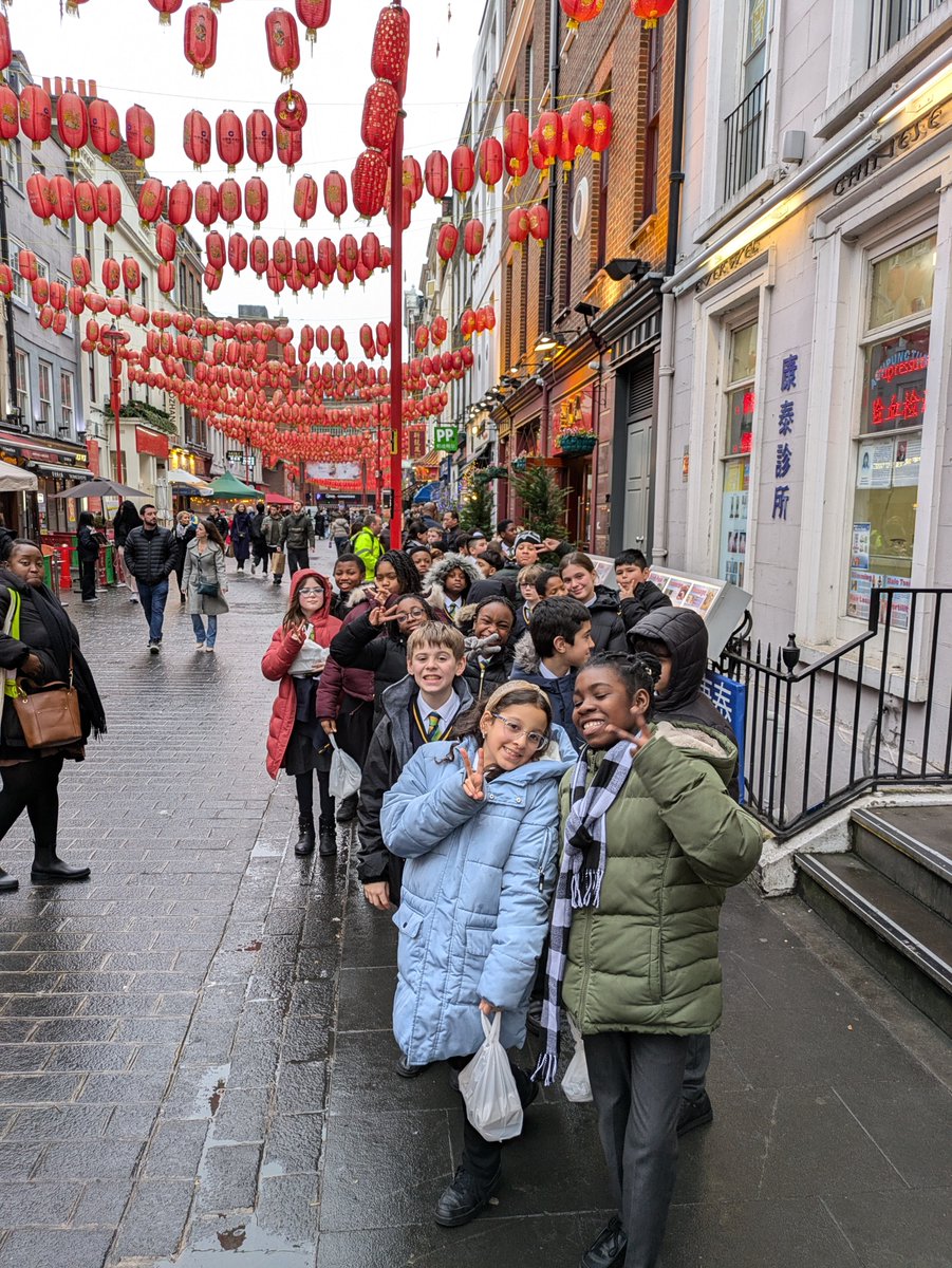 HFChinese tweet media