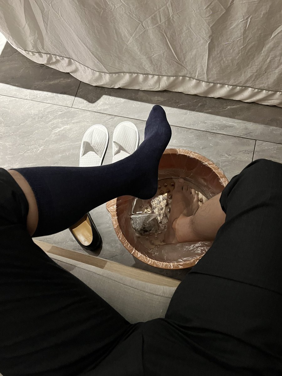 Earth19972022's tweet photo. 不知一会儿谁来给我做 https://t.co/SBSN5ROzxO