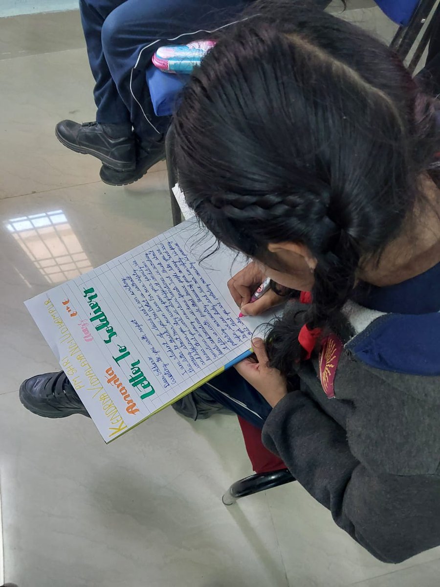 NorthernComd_IA's tweet photo. #LettersToBravehearts
To Honour our soldiers on #ArmyDay2025, the #ArmyPostalService #NorthernComd organized a letter-writing event at Army Public School and KV-1 #Udhampur.
Students eagerly participated, penning heartfelt #LettersToBraveHearts filled with gratitude and admiration for the Indian Armed Forces.
These letters will be distributed to troops, carrying the warmth and appreciation of young minds.
#ArmyDay2025
#NationFirst
#Youth
@adgpi