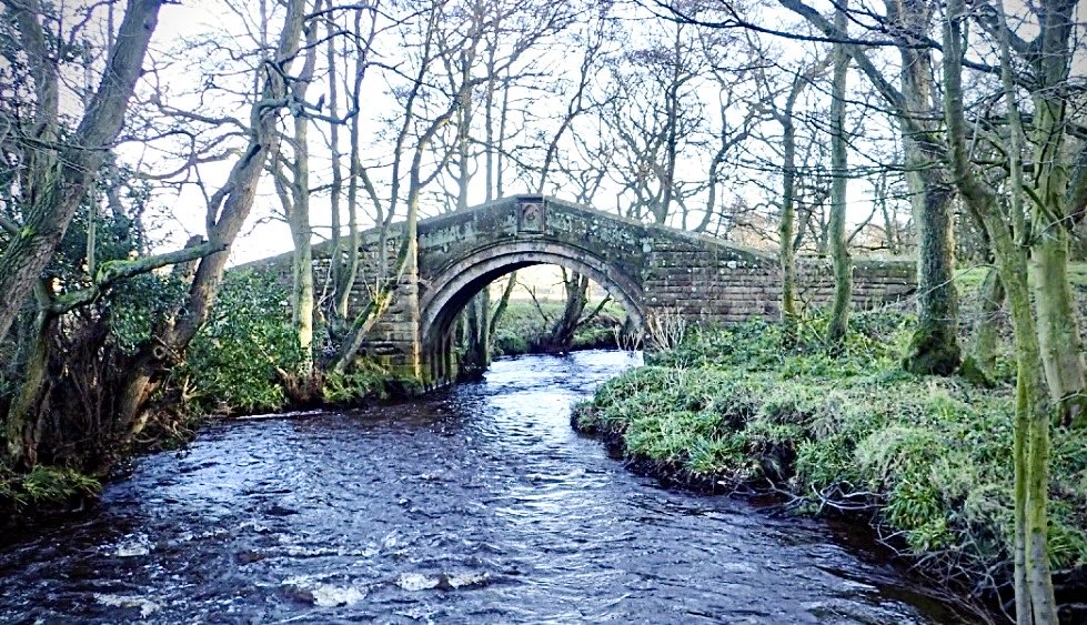 Wishing you a fabulous Friday from Hunters Sty Bridge, North Yorkshire 😊