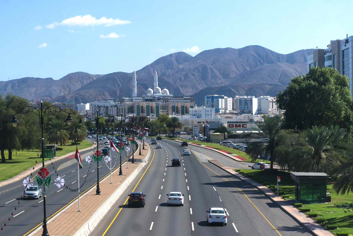 Elevenchanges's tweet image. Following my #scenarioplanning workshop for @sultanqaboosuni in Muscat last week, the @OmanObserver asked me to write an op-ed on this approach to visualizing the future and its benefits to Omani business leaders. 🇴🇲 Read my take ➡️ omanobserver.om/article/116493…