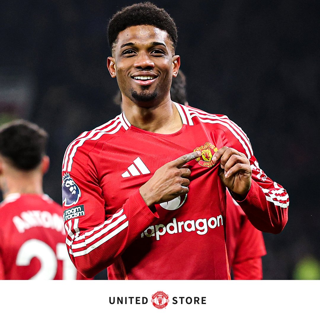 ManUtd's tweet photo. For the badge ❤️🤍💙

Get up to 40% off all kits 👇

#MUFC