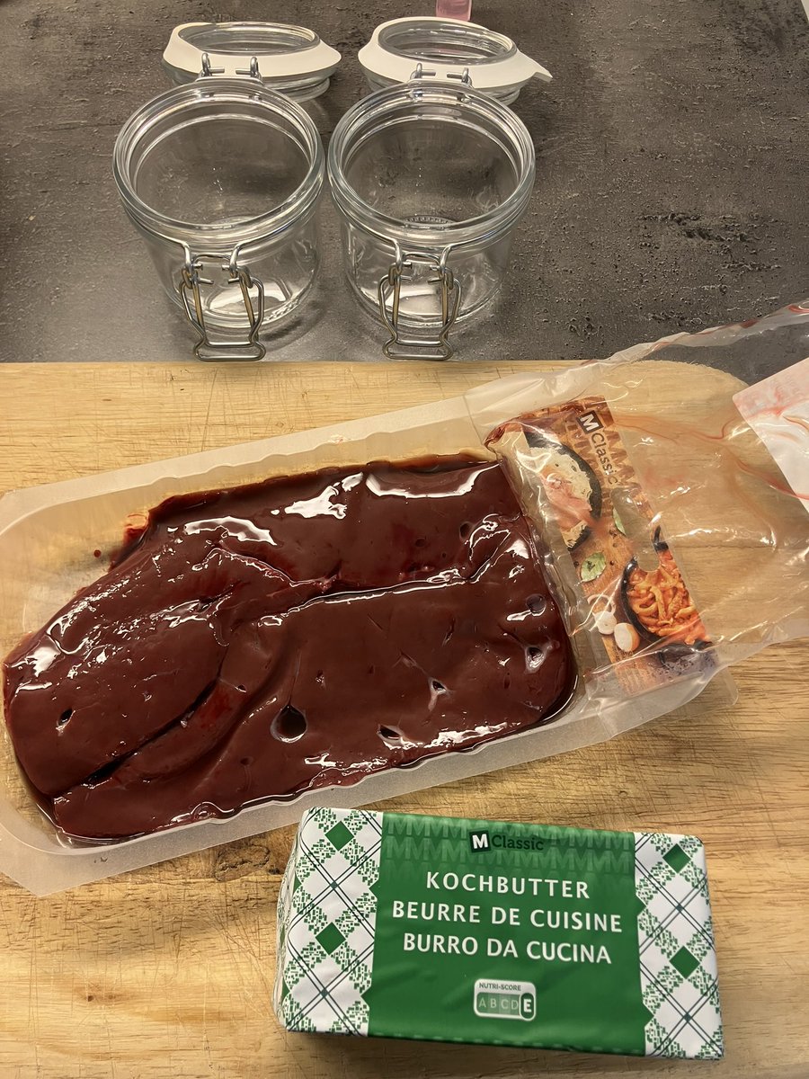 KrisBlackRose's tweet photo. Thanks for the recipe Dr. Jen @drjenunwin ! I made #beefliver pâté, now resting in the fridge. #beef #liver #organmeat https://t.co/jj5hNBu74N