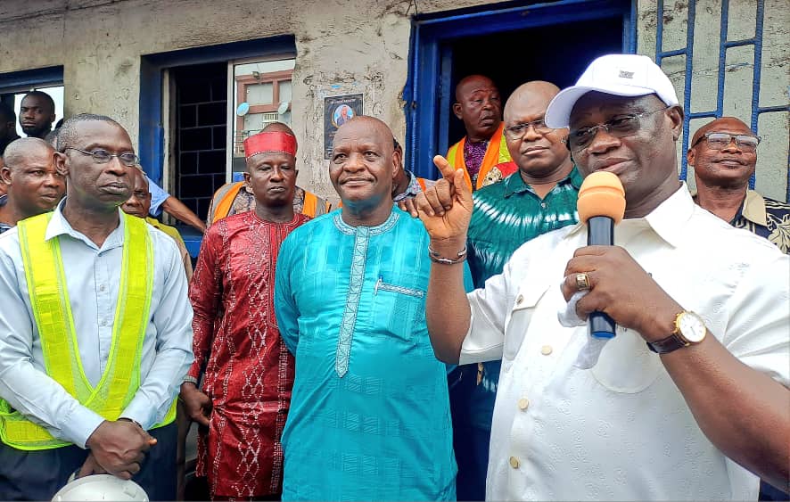 adeyanju92's tweet photo. On Tuesday, 7th January, 2025, I and the national officers of the Union paid a visit to ENL terminal district to fraternize with our members and to wish them a happy new year. https://t.co/WTzXHEfK9L
