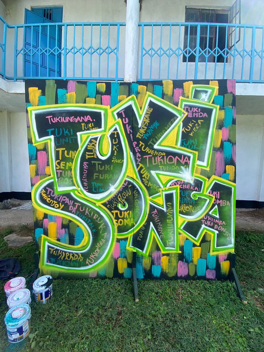GraffitiGirlske's tweet photo. #Migori county edition with @tukisonga254 
.
Tukisonga is a platform that supports young people to achieve their goals by providing them with information, support and tools through events, music, TV shows, chatbots and more.
more live paintings to be posted stay tuned✨ https://t.co/dDO1NG8sGf