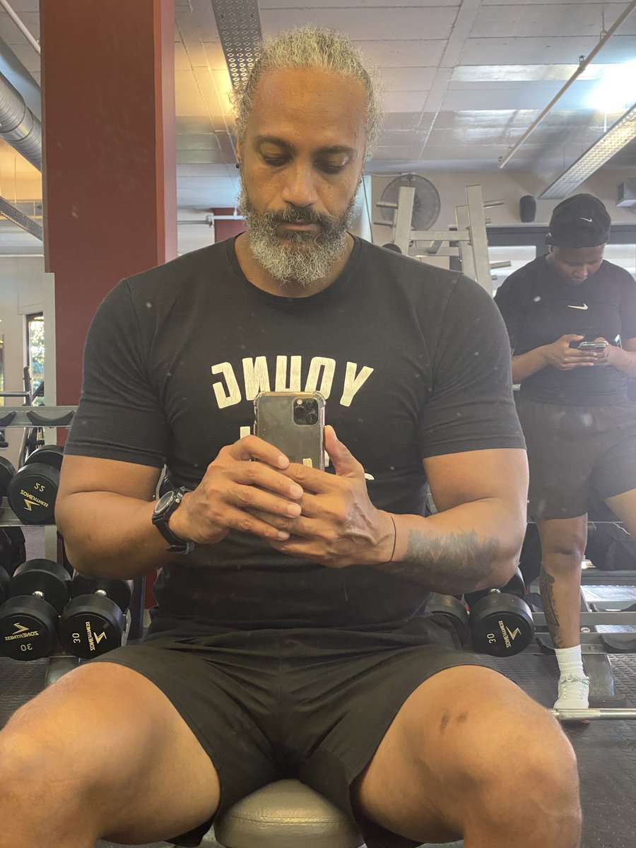 OfficialYRFAA's tweet photo. Our signature gym shirt!! Have you hit gym today? What did you work… https://t.co/wAY2VGt0Z4
