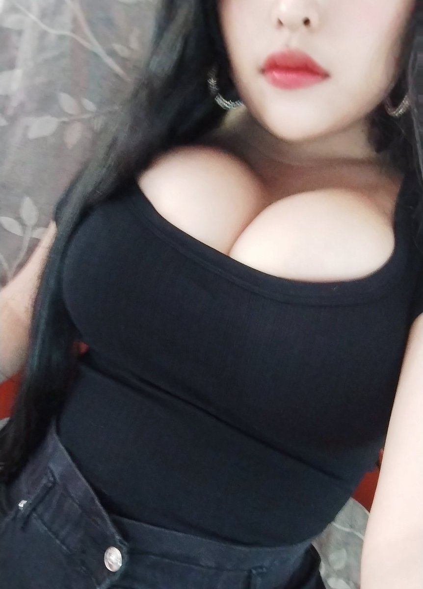 Lilith_nsfw666's tweet photo. Quién hot por aquí? Alguien que se anime a cogerme .. https://t.co/LEnBZeVfcu