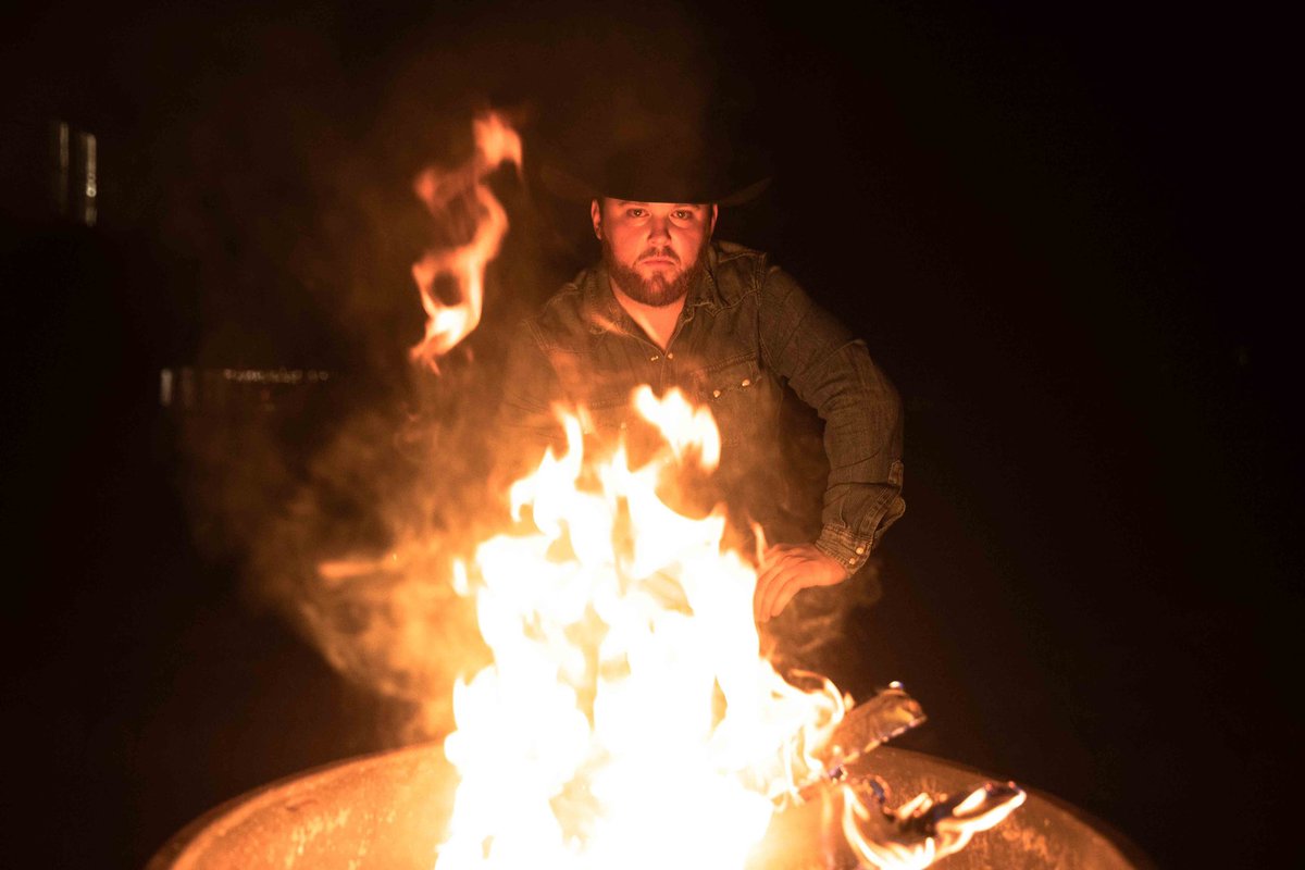 EFCountry's tweet photo. ‘When people get to the end of ‘All I've Ever Known' I like to think they have been on a journey that has helped them to relate to things going on in their own lives’

Interview: @ryanwatersband talks debut album &amp; personal journey 
Link ➡️ https://t.co/waG3JECGb8 https://t.co/0KQmPs0ze0