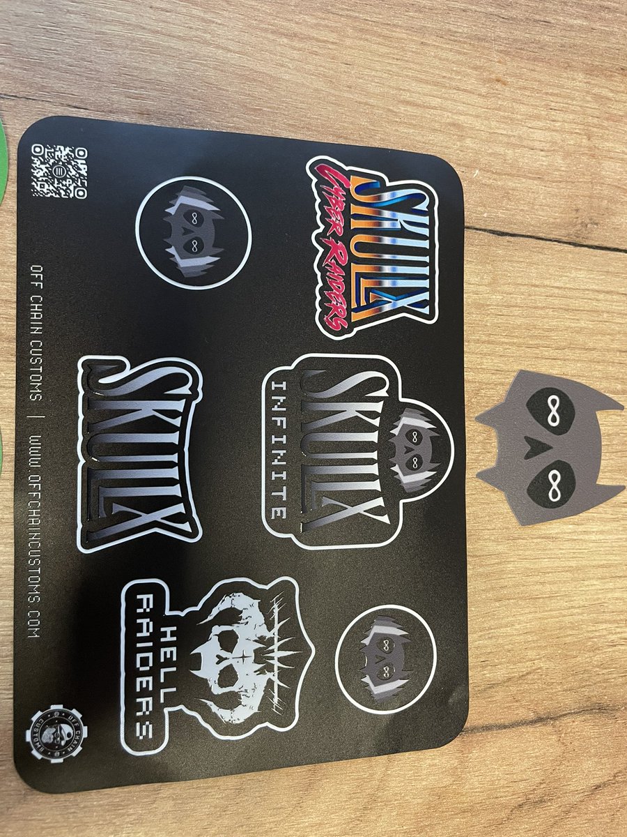 Look what I’ve found in the mail today 👀

Insane quality works from <a href="/OffChainCustoms/">Off Chain Customs</a> 

If you’re looking to get your jpegs printed then <a href="/phoenixstu/">cryptoph03n1x | Off Chain Customs</a> is your man! 

🙏 thank you so much brother🙏