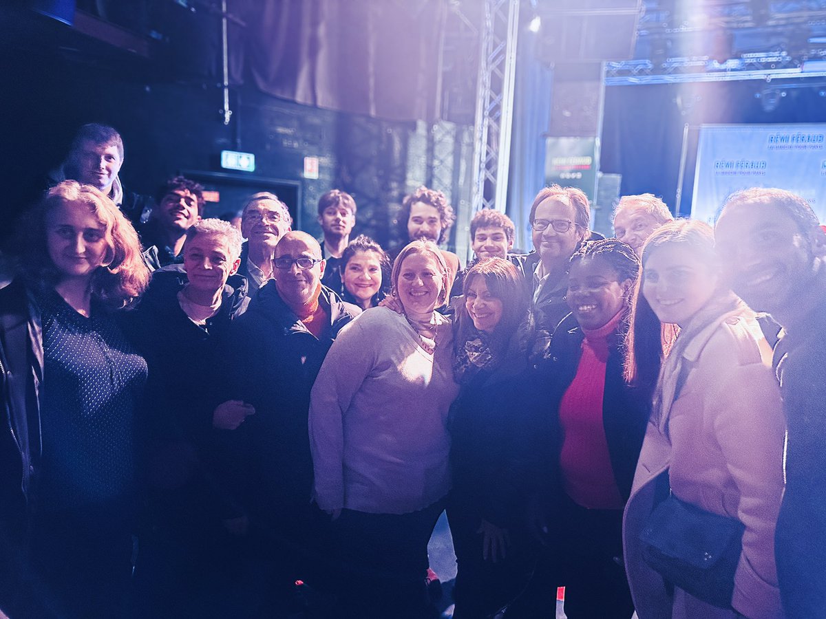 AnouchToranian's tweet photo. Vœux de Rémi Féraud au Point Éphémère

La section socialiste du 15e réunie en nombre autour de notre Maire de Paris, Anne Hidalgo, de notre candidat, Rémi Féraud, de notre député européen Jean-Marc Germain et de notre secrétaire de section, Amélie Gondre Nascimento.

Quelle soirée mémorable ! 
L’occasion de poser les premières pierres de notre programme pour les élections municipales de 2026 dans le 15e. 

Nous sommes déterminés à poursuivre les transformations engagées, avec pour mot d’ordre : une accélération au service et à l’écoute des habitants du 15e.

La dynamique est lancée !
Rendez vous vendredi prochain pour notre première réunion publique à #Paris15.