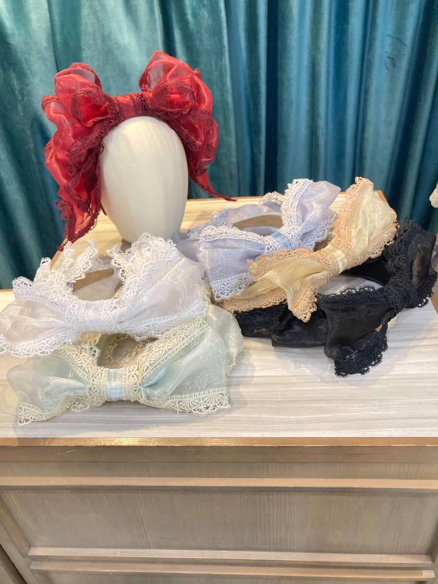 販売開始】 お人形風オーガンジーリボンカチューシャ🥀 星箱名物