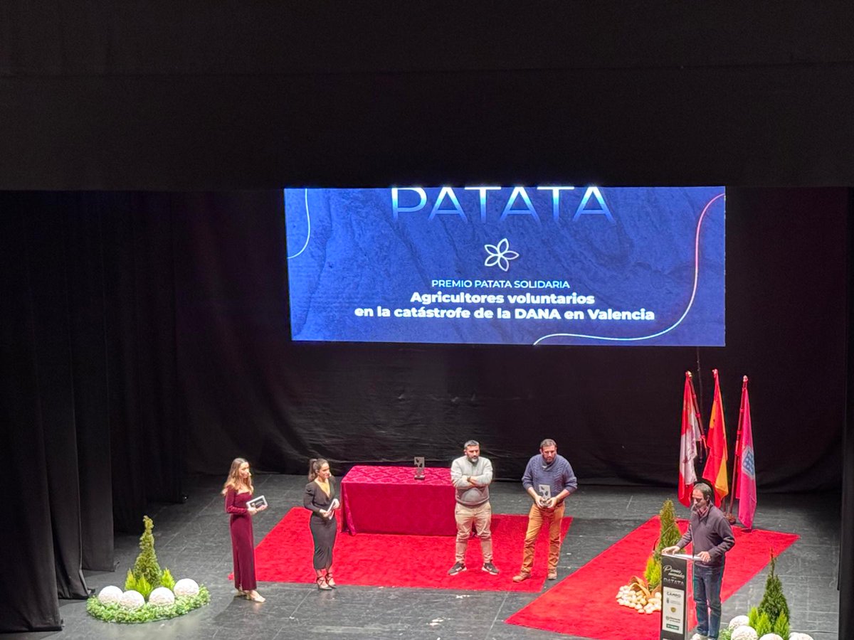 Ángel Marín, director de Plant Health Care Europe, mantuvo un encuentro con productores y asesores técnicos de patata aprovechando su asistencia a los II Premios Nacionales de la Patata celebrados en Medina del Campo (Valladolid) y organizados por la Revista Campo.