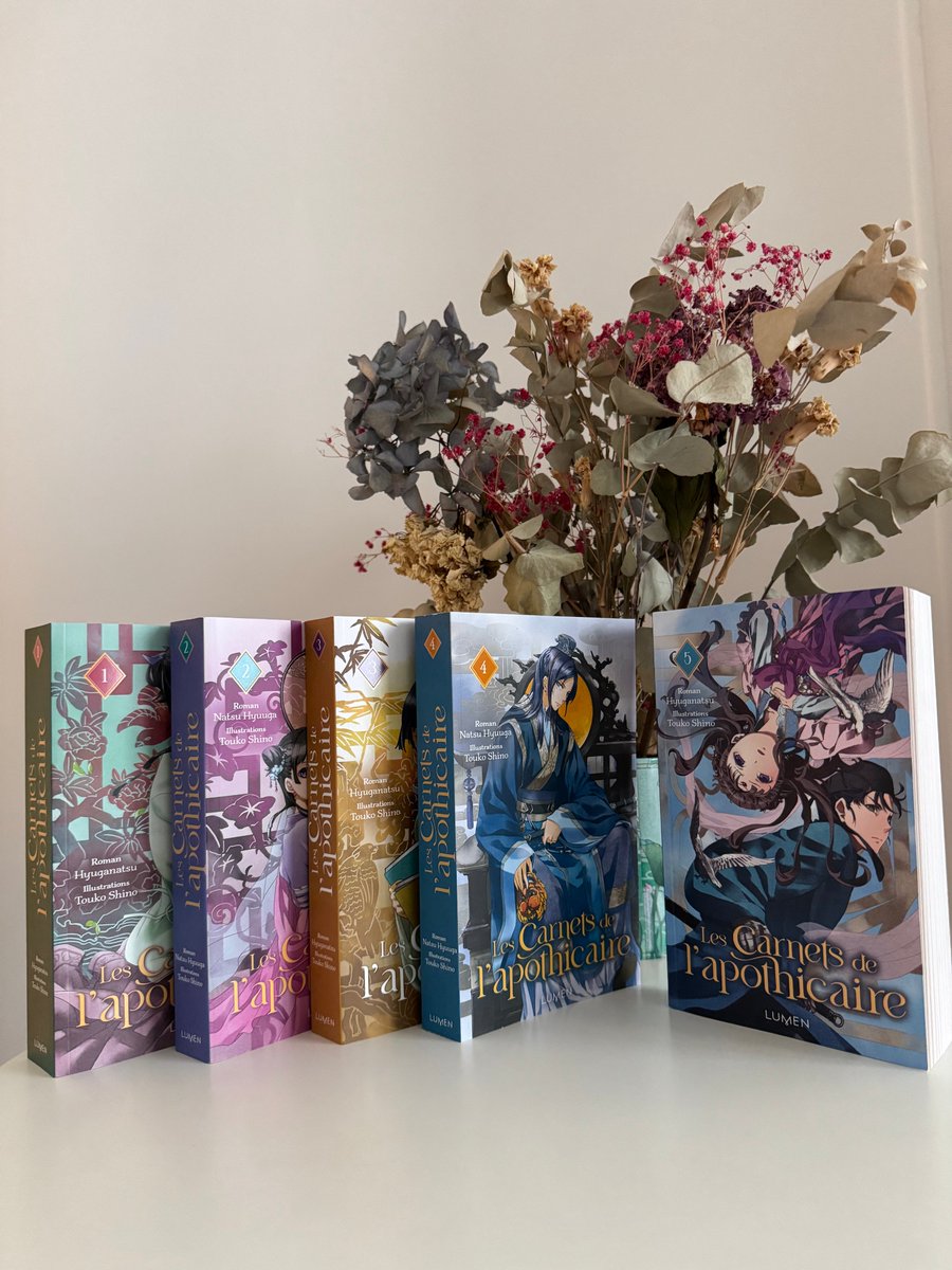 Jour J en librairie : retrouvez dès à présent le tome 5 des Carnets de l'apothicaire chez votre libraire préféré !