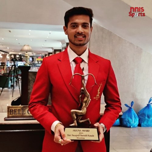 nnis_sports's tweet photo. 💥 Paris Olympics 🥉
💥 Asian Championships 🥇
💥 Arjuna Award 👏
2024 has been a brilliant year for Swapnil Kusale! 🔥🔥
#ArjunaAward #SwapnilKusale #Shooting https://t.co/ZthAMXystQ
